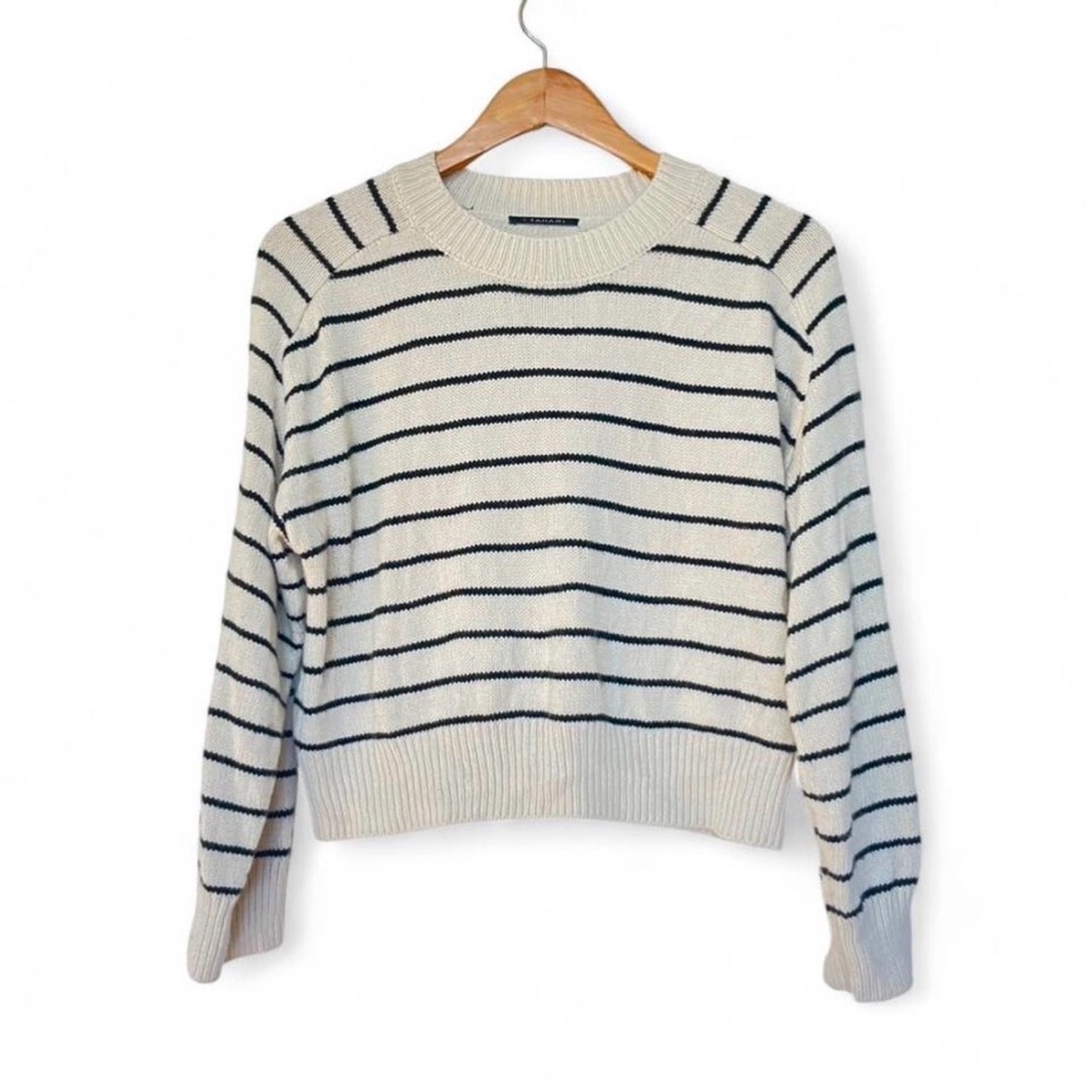 Tahari Saddle Striped casual chic preppy ribbed knit long sleeve knit sweater